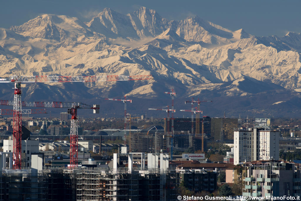  Cantieri Cascina Merlata, Alphubel, Taschhorn e Dom - click to next image