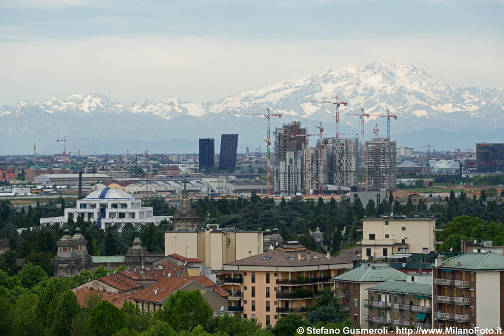  Verso i cantieri di Cascina Merlata - click to next image