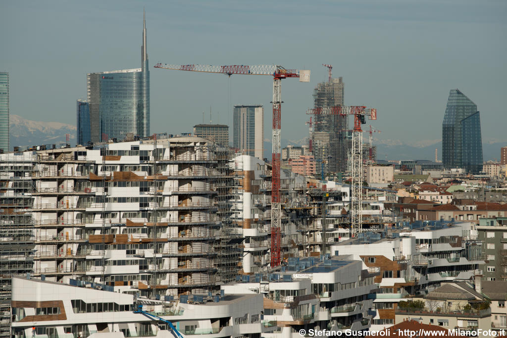  Residenze Hadid e skyline - click to next image