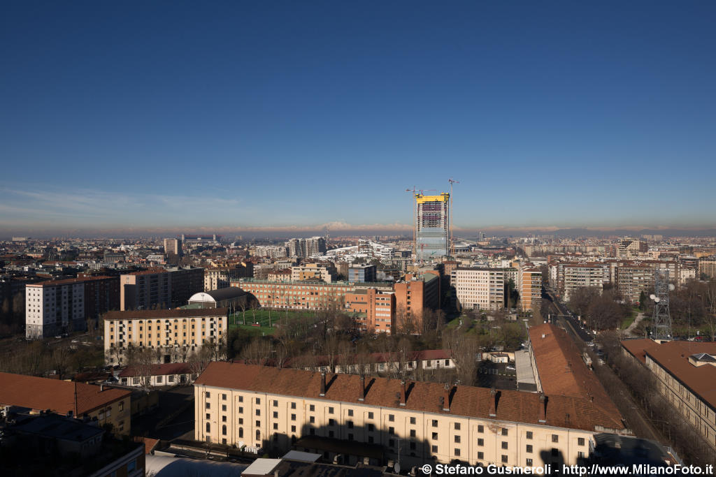  Panorama dalla Caserma XXIV Maggio a CityLife - click to next image