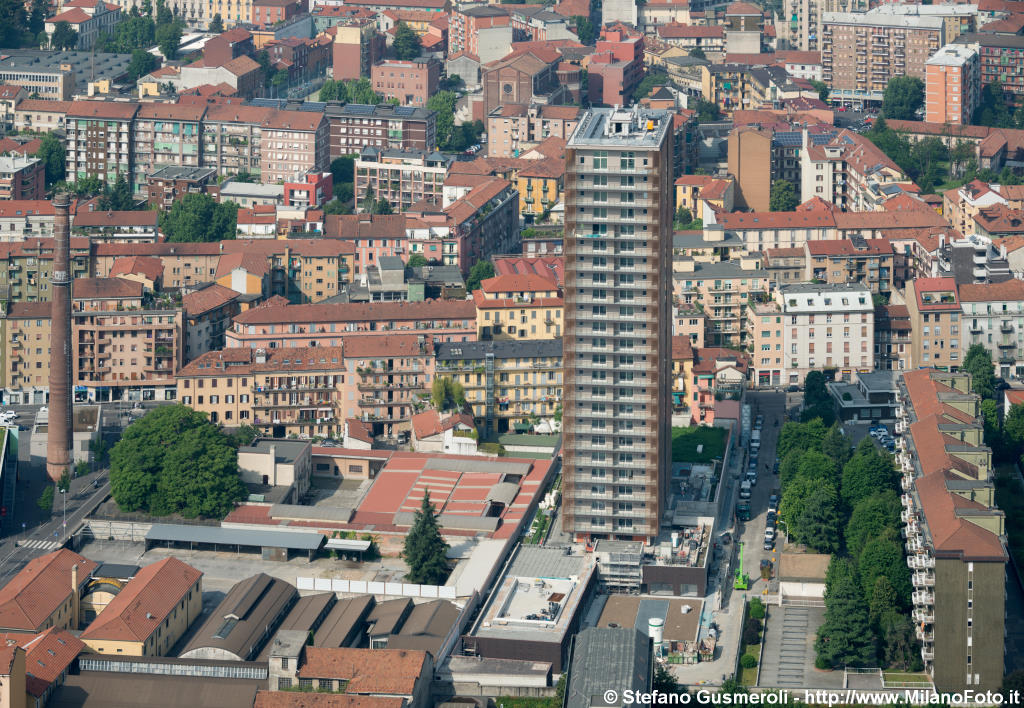  Giax Tower - click to next image