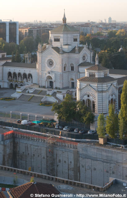  Cimitero Monumentale e lavori M5 - click to next image