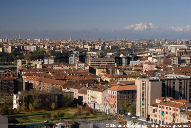  Panorama sulla via Confalonieri - click to next image