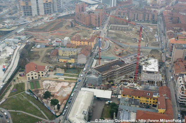  Panorama sui cantieri dell'Isola - click to next image