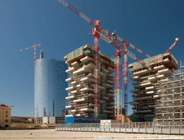  Bosco Verticale - click to next image