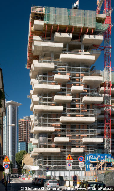  Bosco Verticale - click to next image