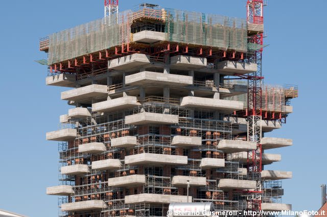  Bosco Verticale - click to next image