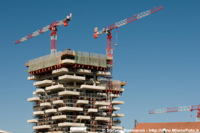  Bosco Verticale - click to next image