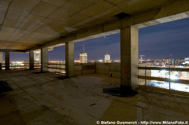  Panorama notturno dal cantiere - click to next image