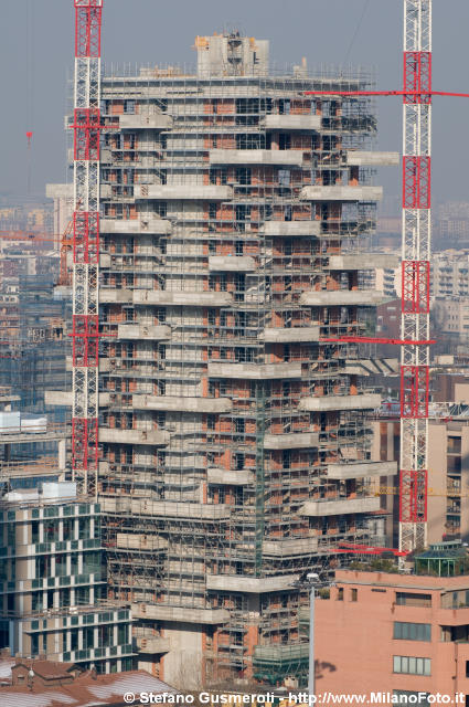  Bosco Verticale - Torre D - click to next image