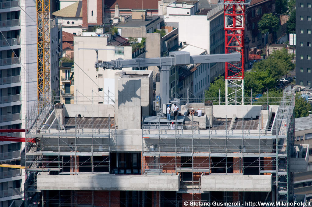  Bosco Verticale - Copertura torre D - click to next image