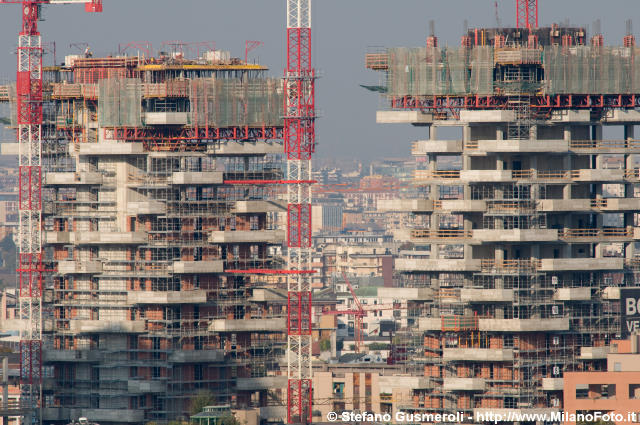  Bosco Verticale - click to next image