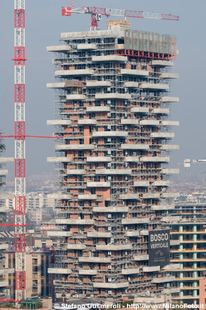  Bosco Verticale - Torre E - click to next image