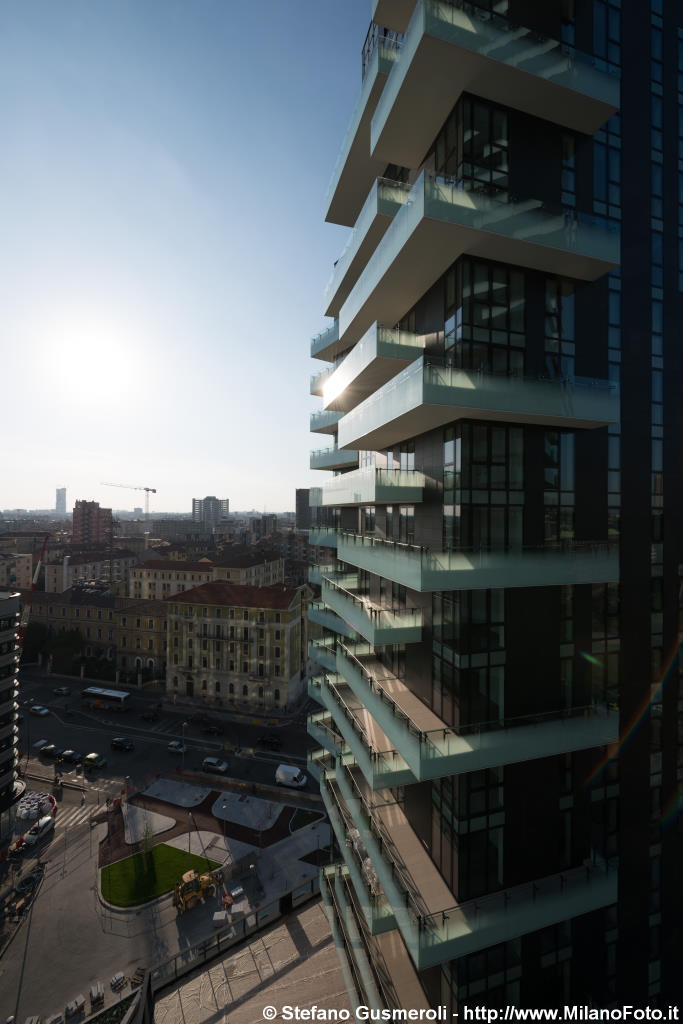  Torre Aria - click to next image