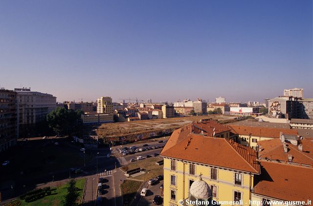  Viale della Liberazione e area dismessa delle Varesine - click to next image