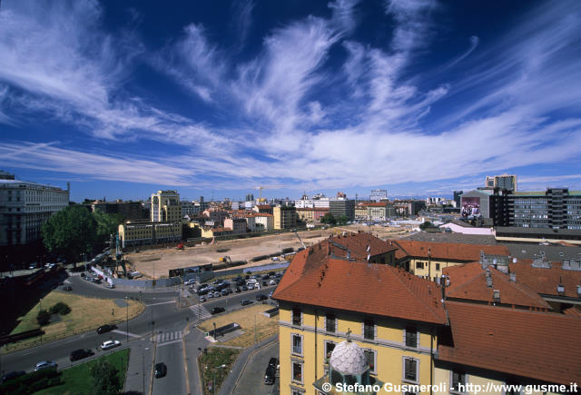  Panoramica sul cantiere delle Varesine - click to next image