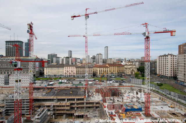  Panorama sul cantiere Varesine - click to next image