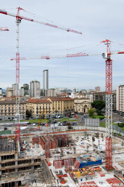  Panorama sul cantiere Varesine - click to next image