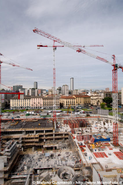  Panorama sul cantiere Varesine - click to next image