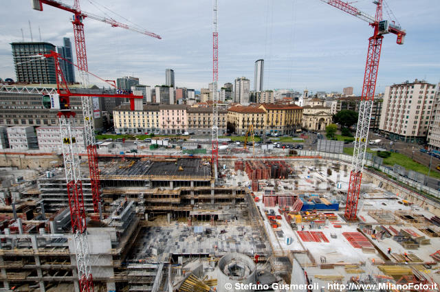  Panorama sul cantiere Varesine - click to next image