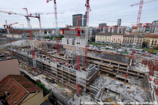  Panorama sul cantiere Varesine - click to next image