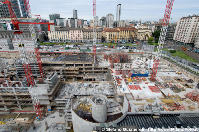  Panorama sul cantiere Varesine - click to next image