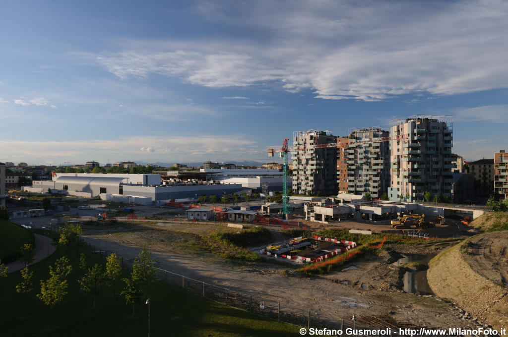  Panorama sul cantiere per il Parco Vittoria - click to next image