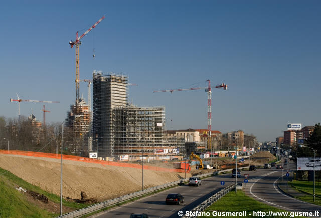  Viale de Gasperi e cantiere WJC - click to next image