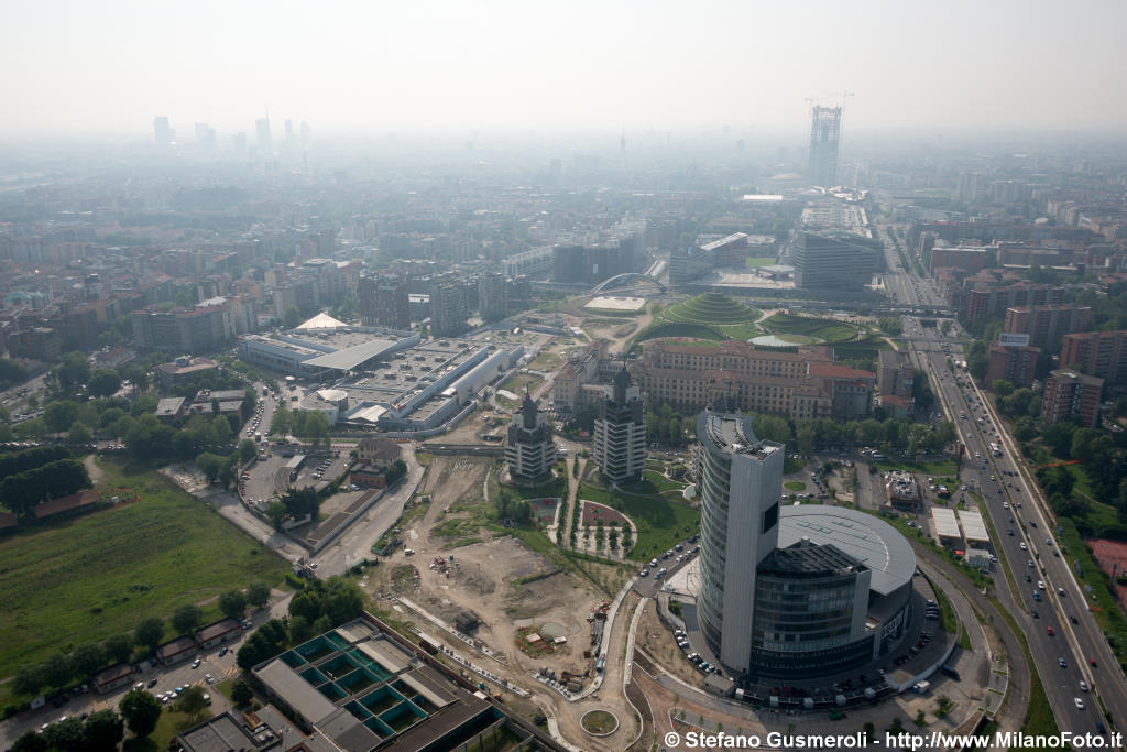  Panorama controluce nebbioso sul WJC - click to next image