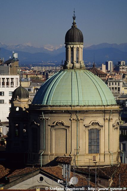  Tamburo e cupola di S.Alessandro - click to next image