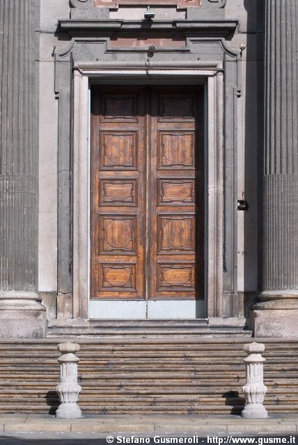  Portale d'ingresso - click to next image