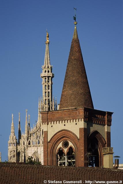  Campanile S.Antonio e guglia maggiore Duomo - click to next image