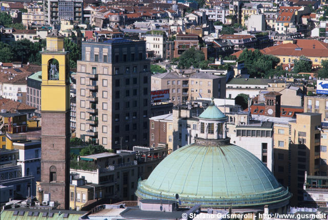  Campanile e cupola di S.Carlo - click to next image