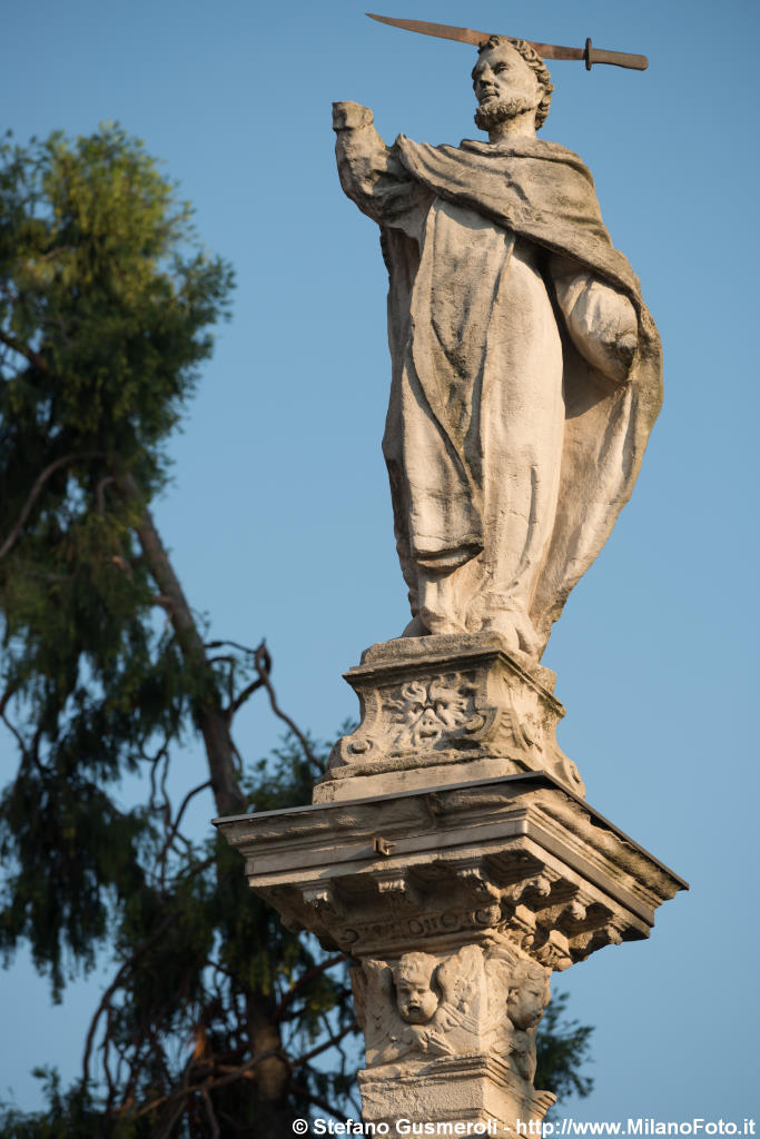  Colonna di San Pietro Martire - click to next image