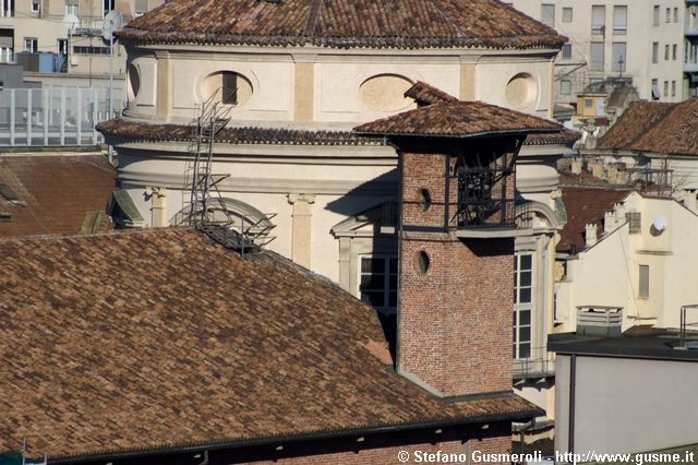  Campanile S.Fedele dopo il restauro 2004 - click to next image