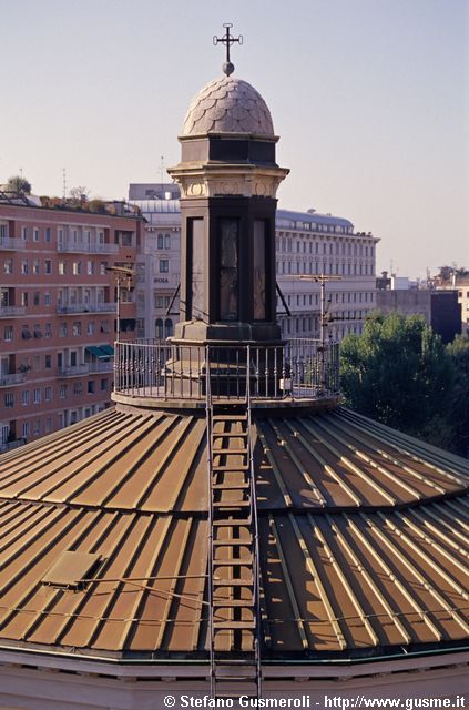  Cupola e lanterna - click to next image