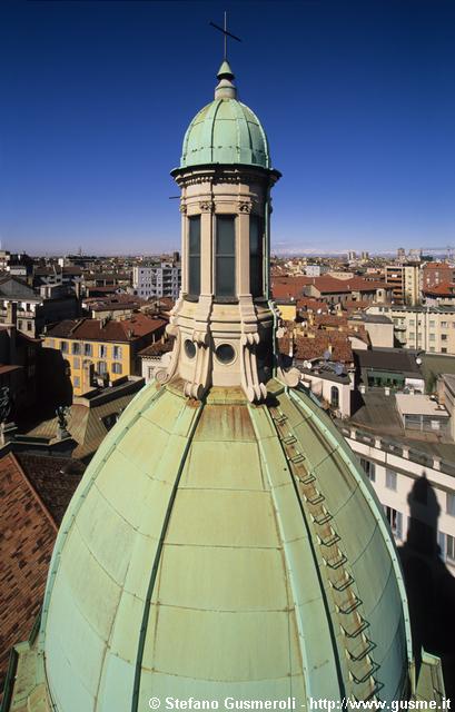  Cupola e lanterna S.Giorgio al Palazzo - click to next image