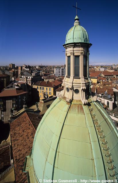  Tetto e cupola S.Giorgio al Palazzo - click to next image