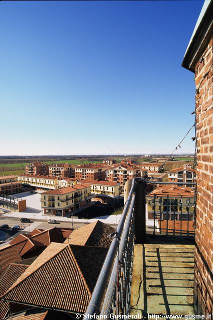  Panorama dal campanile sul nuovo quartiere - click to next image