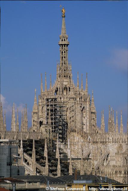  Duomo - Guglia maggiore - click to next image