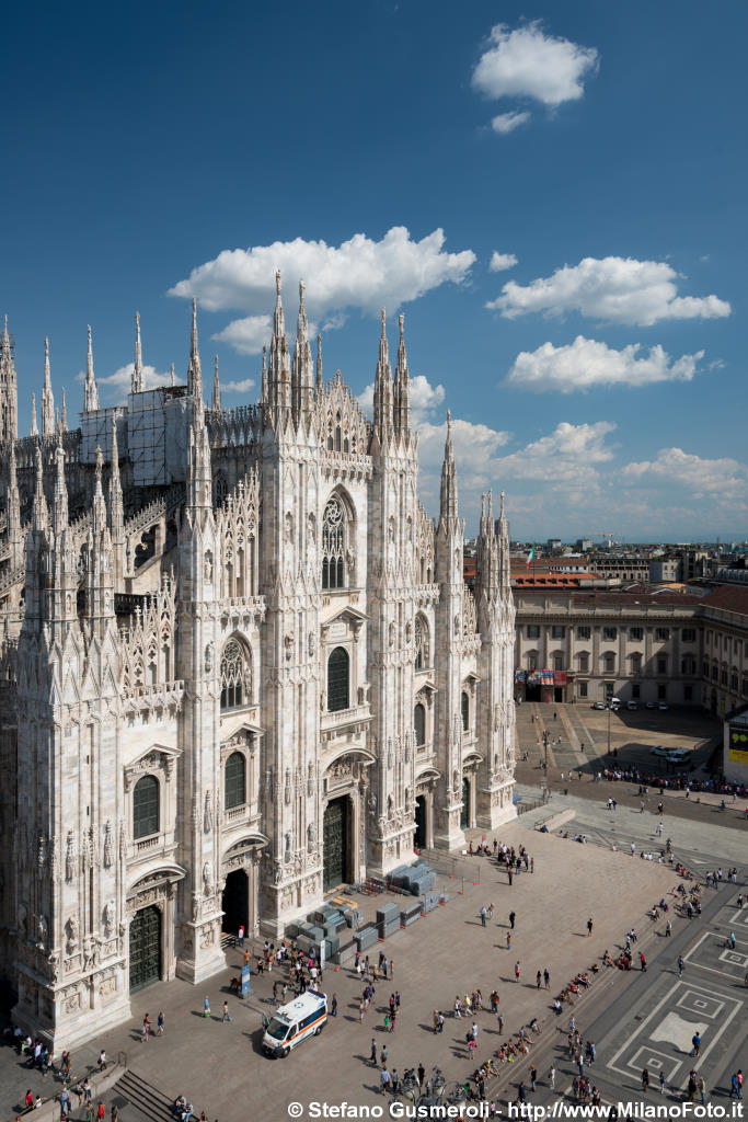  Facciata del Duomo - click to next image