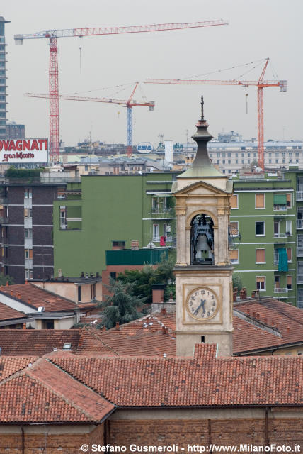  Campanile di S.Maria alla Fontana e gru - click to next image