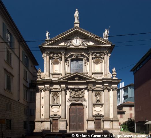  S.Maria alla Porta - Facciata - click to next image