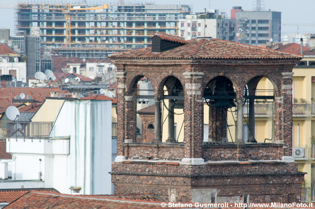  Cella campanaria S.Maria del Carmine - click to next image