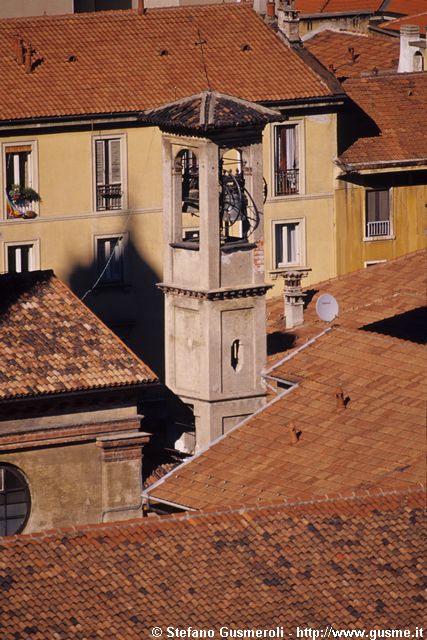  Campanile di S.Maria della Passione - click to next image