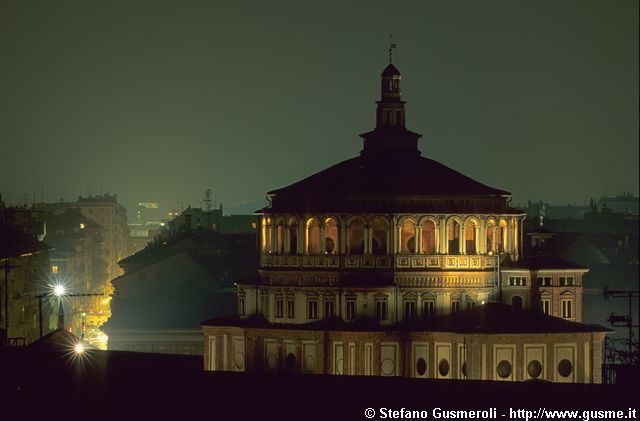  Tiburio S.Maria delle Grazie e via Mascheroni - click to next image