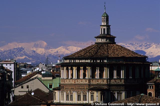  Tiburio S.Maria delle Grazie e monte Leone - click to next image