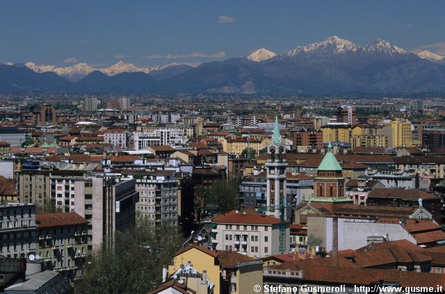  S.Maria di Lourdes, monti del Lario e Grigne - click to next image