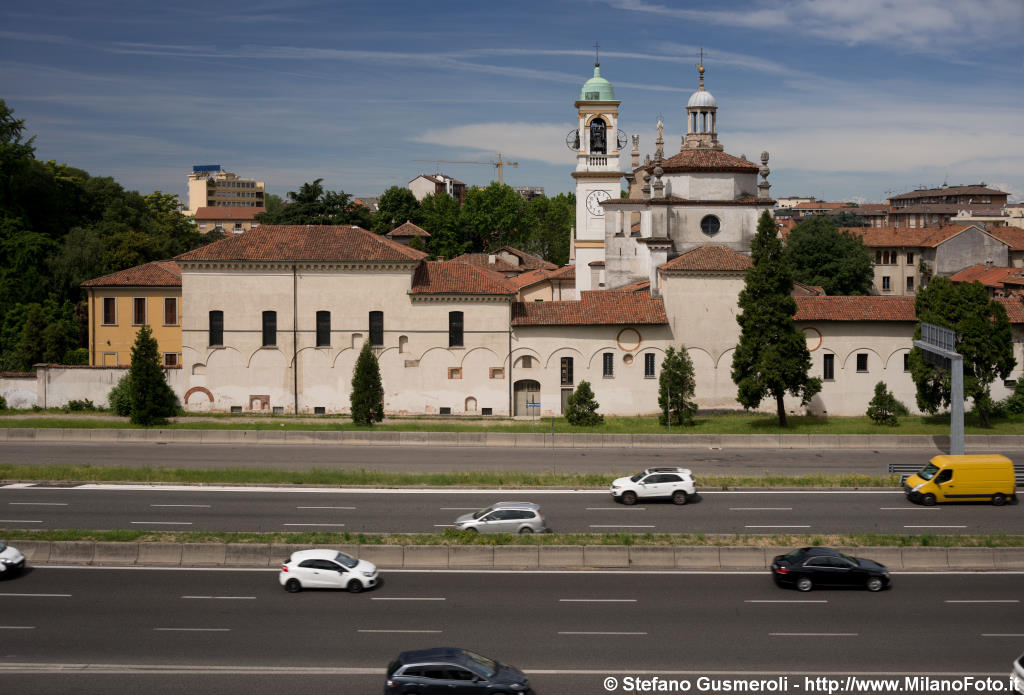  Cavalcavia del Ghisallo e Certosa di Garegnano - click to next image