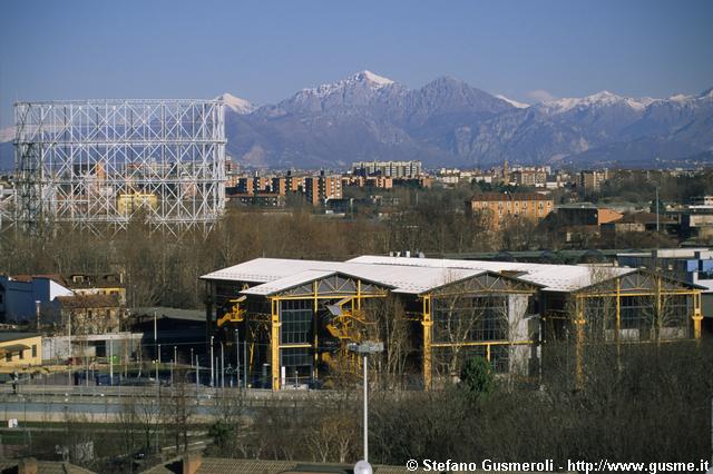  Politecnico Bovisa Sud, ex gasometri Bovisa e Grigne - click to next image